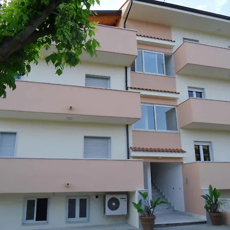 Marina Di Ascea 1 *